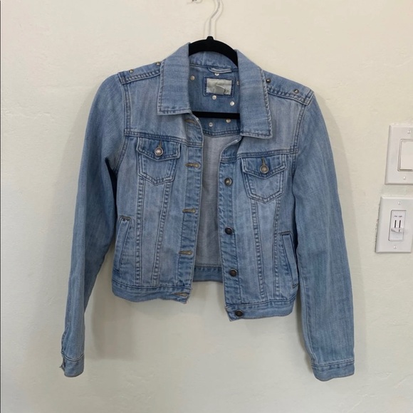 Jean Jacket - Picture 1 of 3